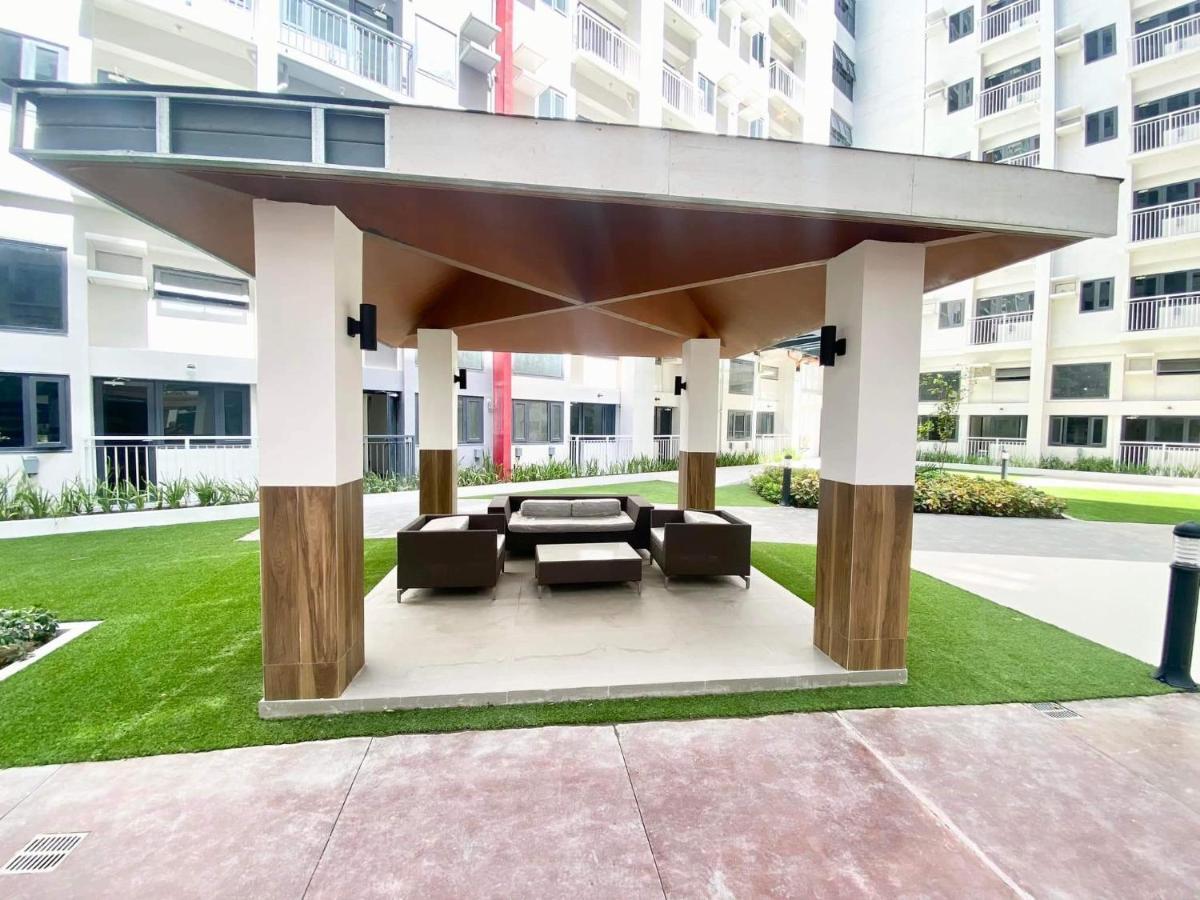 Bloom Residences Condo 2Br Manila Esterno foto