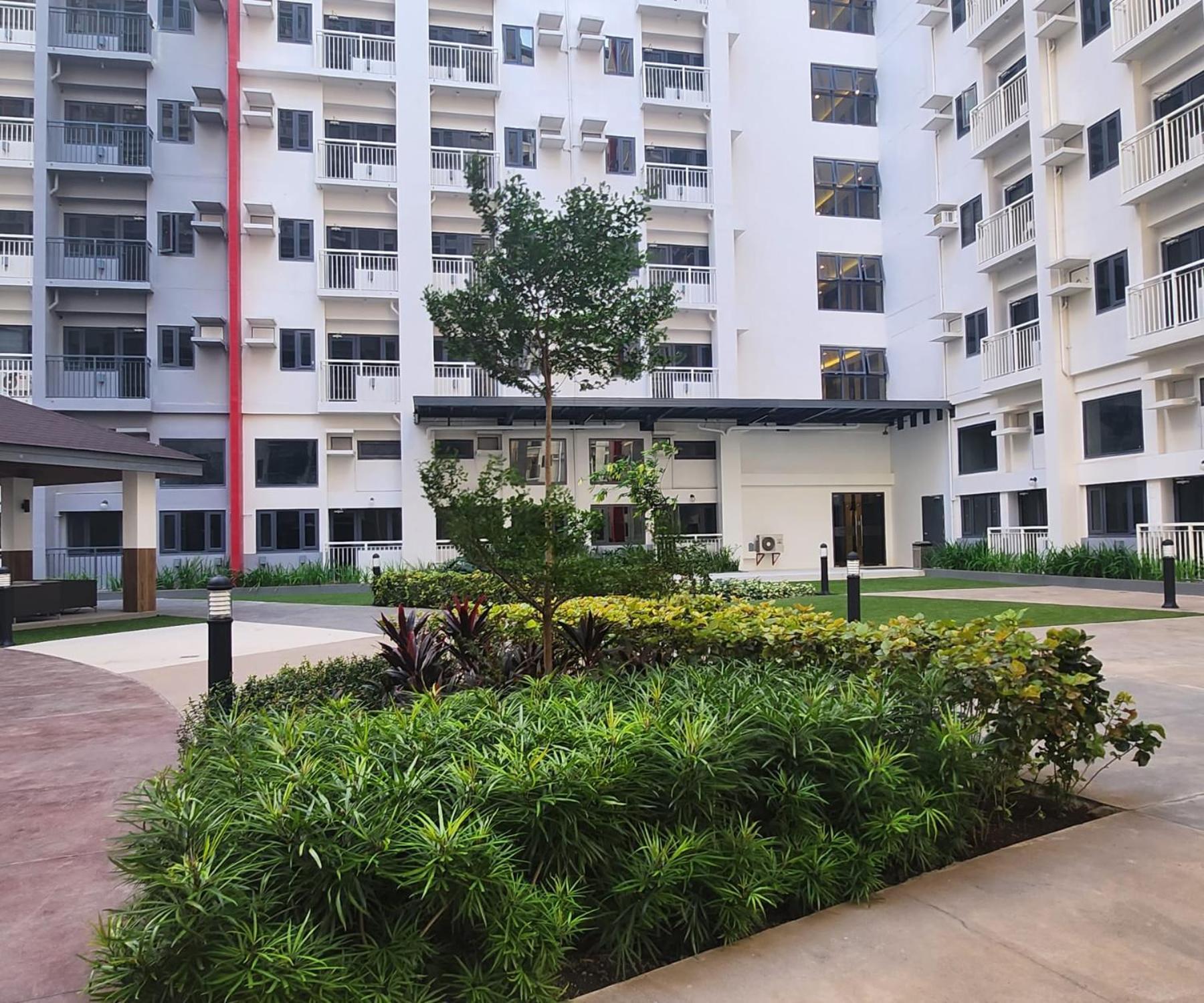 Bloom Residences Condo 2Br Manila Esterno foto