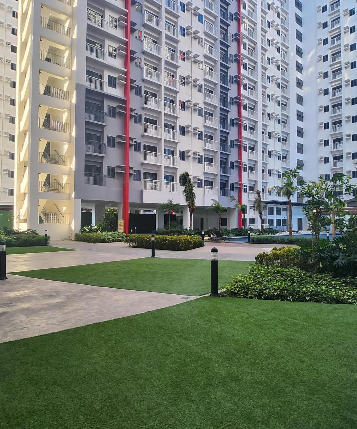 Bloom Residences Condo 2Br Manila Esterno foto