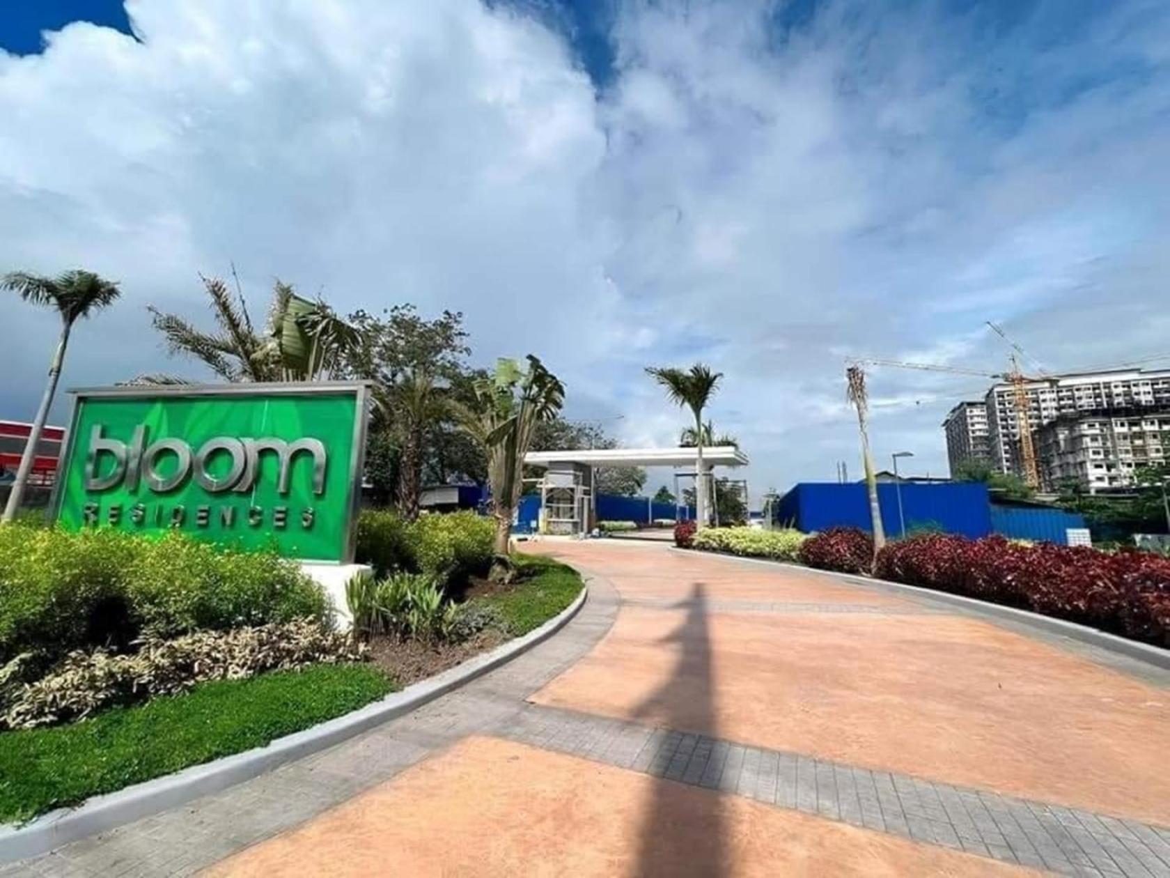 Bloom Residences Condo 2Br Manila Esterno foto